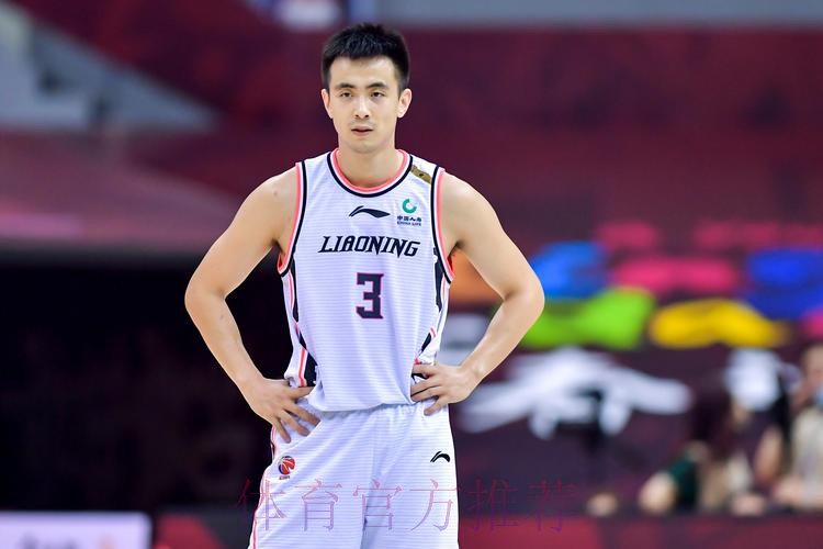 赵继伟工作室发文:赵继伟CBA职业生涯三分命中总数达900个 赵继伟工作室发文:赵继伟CBA职业生涯三分命中总数达900个